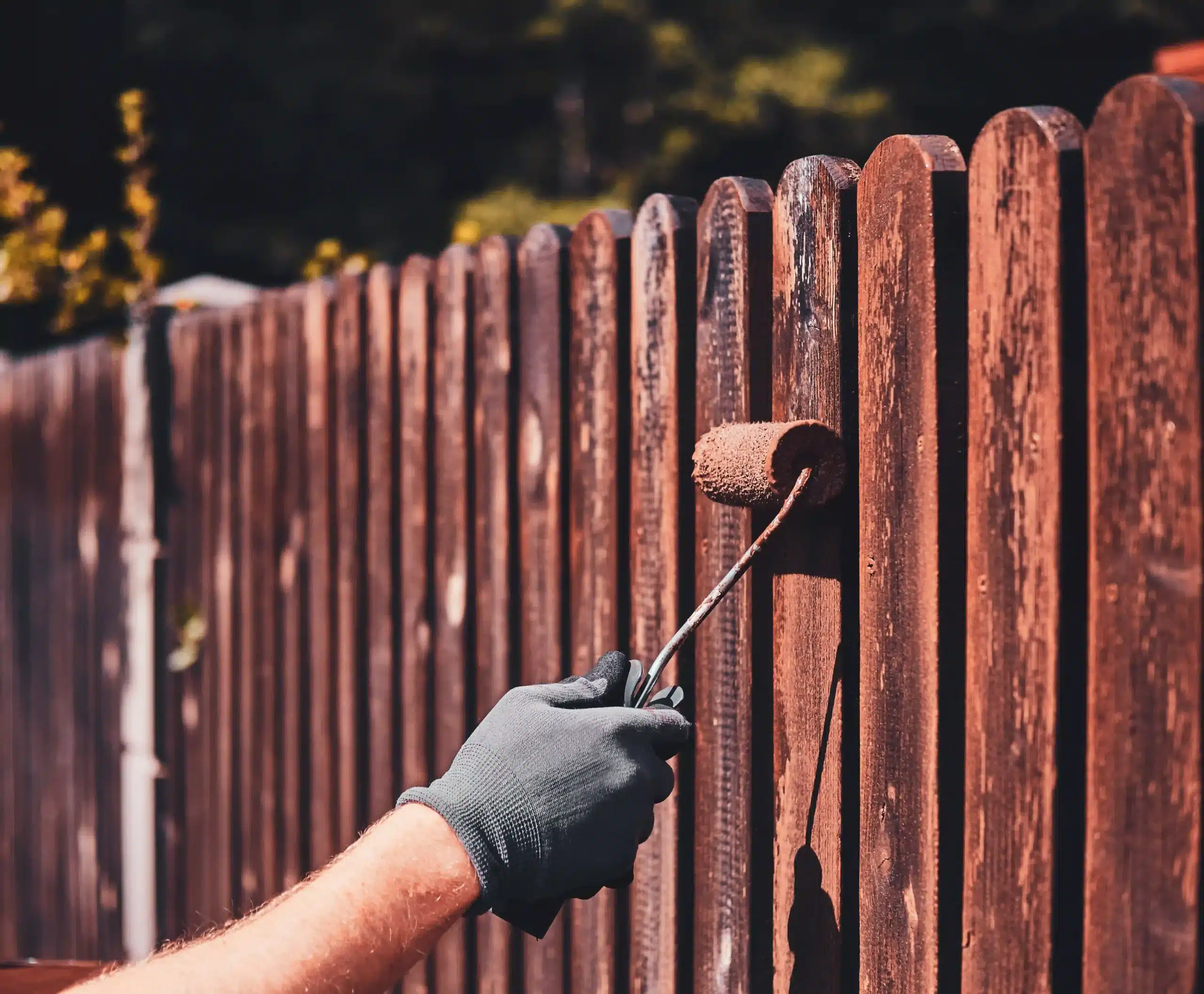 Benefits of Deck and Fence Staining and Painting